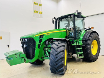 Traktor JOHN DEERE 8330