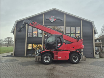 Teleskopický nakladač MAGNI RTH