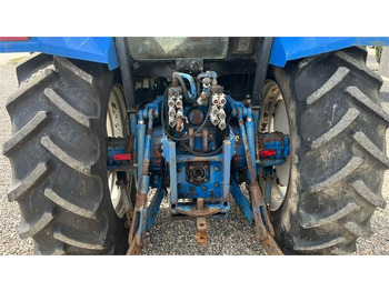 Traktor New Holland 8240 SLE Med frontlift og frontPTO: obrázok 5 Traktor New Holland 8240 SLE Med frontlift og frontPTO: obrázok 5