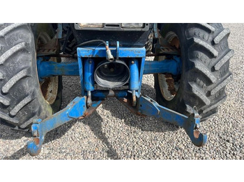 Traktor New Holland 8240 SLE Med frontlift og frontPTO: obrázok 4 Traktor New Holland 8240 SLE Med frontlift og frontPTO: obrázok 4