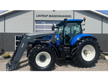 Traktor NEW HOLLAND T7.270