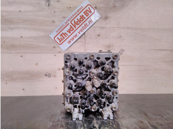 Hydraulický ventil HITACHI