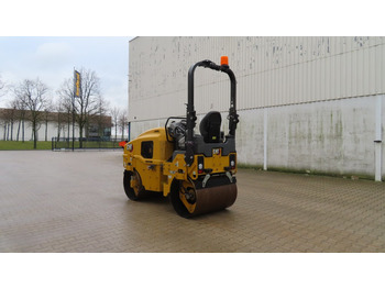 Cestný valec Caterpillar CB 2.5 GC: obrázok 4