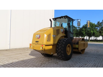 Kompaktor Caterpillar CS74B: obrázok 2