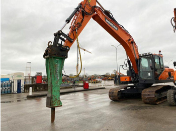 Hydraulické kladivo MONTABERT