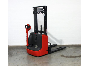Stohovač LINDE L12