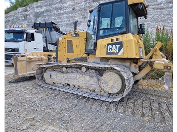 Buldozér CATERPILLAR D6