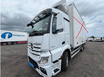 Podvozek s kabinou MERCEDES-BENZ