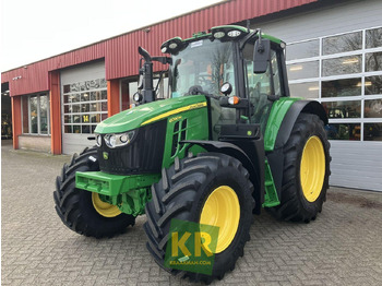 Traktor JOHN DEERE 6090M