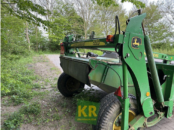 Kosačka JOHN DEERE