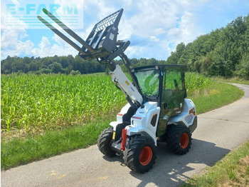 Mini rýpadlo BOBCAT L28