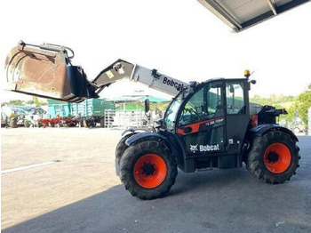 Teleskopický nakladač BOBCAT TL38.70HF
