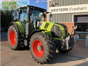 Traktor CLAAS Arion 650