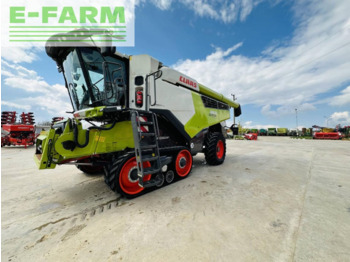 Obilný kombajn CLAAS Lexion