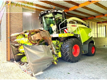 Samohybná rezačka CLAAS Jaguar 870