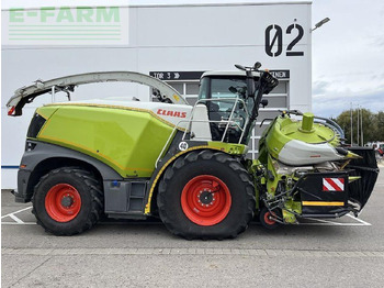 Samohybná rezačka CLAAS Jaguar 970
