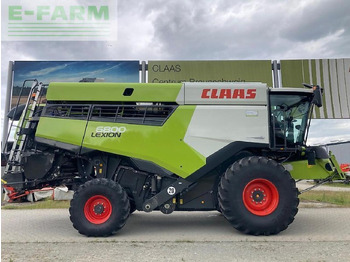 Obilný kombajn CLAAS Lexion