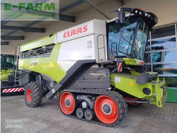 Obilný kombajn CLAAS Lexion 6900