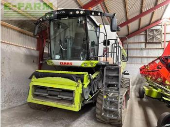 Obilný kombajn CLAAS Lexion