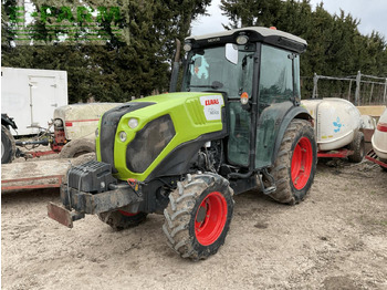 Traktor CLAAS Nexos