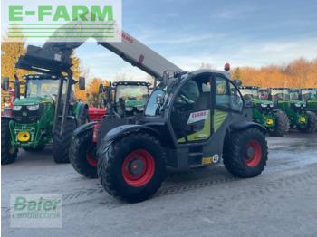 Traktor CLAAS