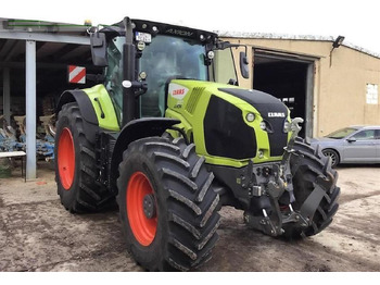Traktor CLAAS Axion 870