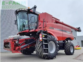 Obilný kombajn CASE IH Axial-Flow