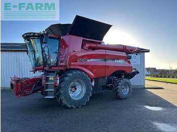 Obilný kombajn CASE IH Axial-Flow