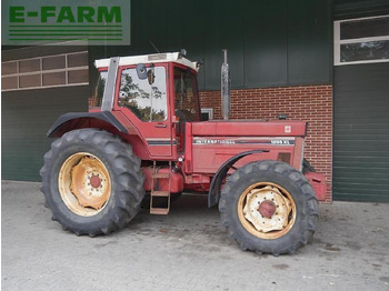Traktor CASE IH 1255XL
