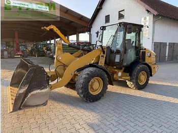 Mini rýpadlo CATERPILLAR 906M