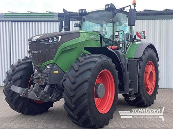 Traktor FENDT 1050 Vario