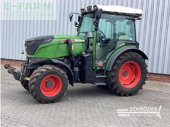 Traktor FENDT 209 F Vario