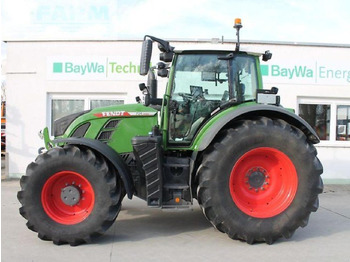 Traktor FENDT 724 Vario