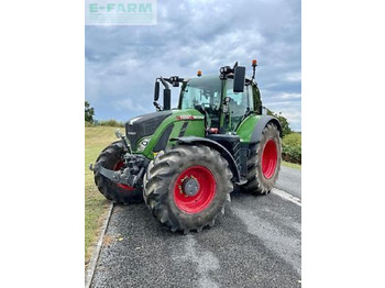 Traktor FENDT 724 Vario