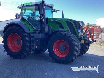 Traktor FENDT 824 Vario