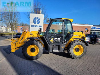 Teleskopický nakladač JCB