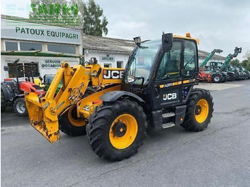 Teleskopický nakladač JCB