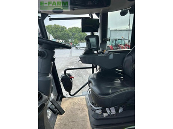 Traktor JCB fastrac 4220: obrázok 5