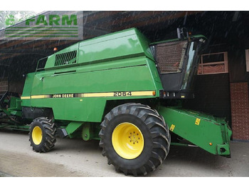Obilný kombajn JOHN DEERE 2064