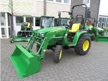Traktor JOHN DEERE 3038E