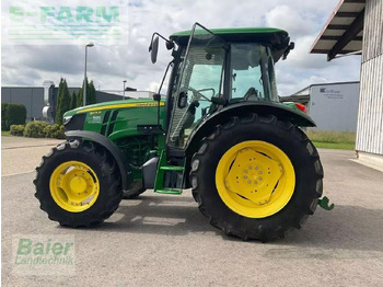 Traktor John Deere 5075 m: obrázok 2