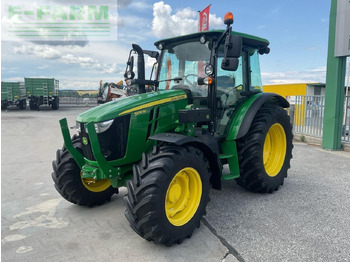 Traktor JOHN DEERE 5100M