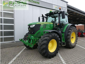 Traktor JOHN DEERE 6215R
