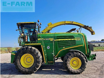 Samohybná rezačka JOHN DEERE 7750