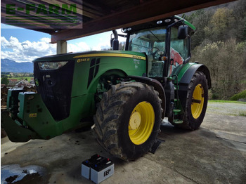 Traktor JOHN DEERE 8R Series
