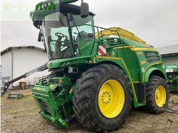 Samohybná rezačka JOHN DEERE 8300