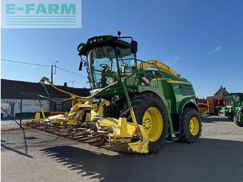 Samohybná rezačka JOHN DEERE 8500