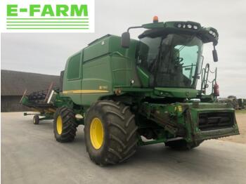 Obilný kombajn JOHN DEERE T660
