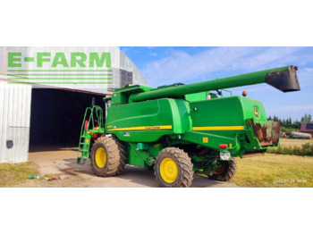Obilný kombajn JOHN DEERE W660