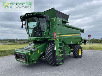 Obilný kombajn JOHN DEERE T560